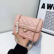 Trendy Fashionable Pearl Bag